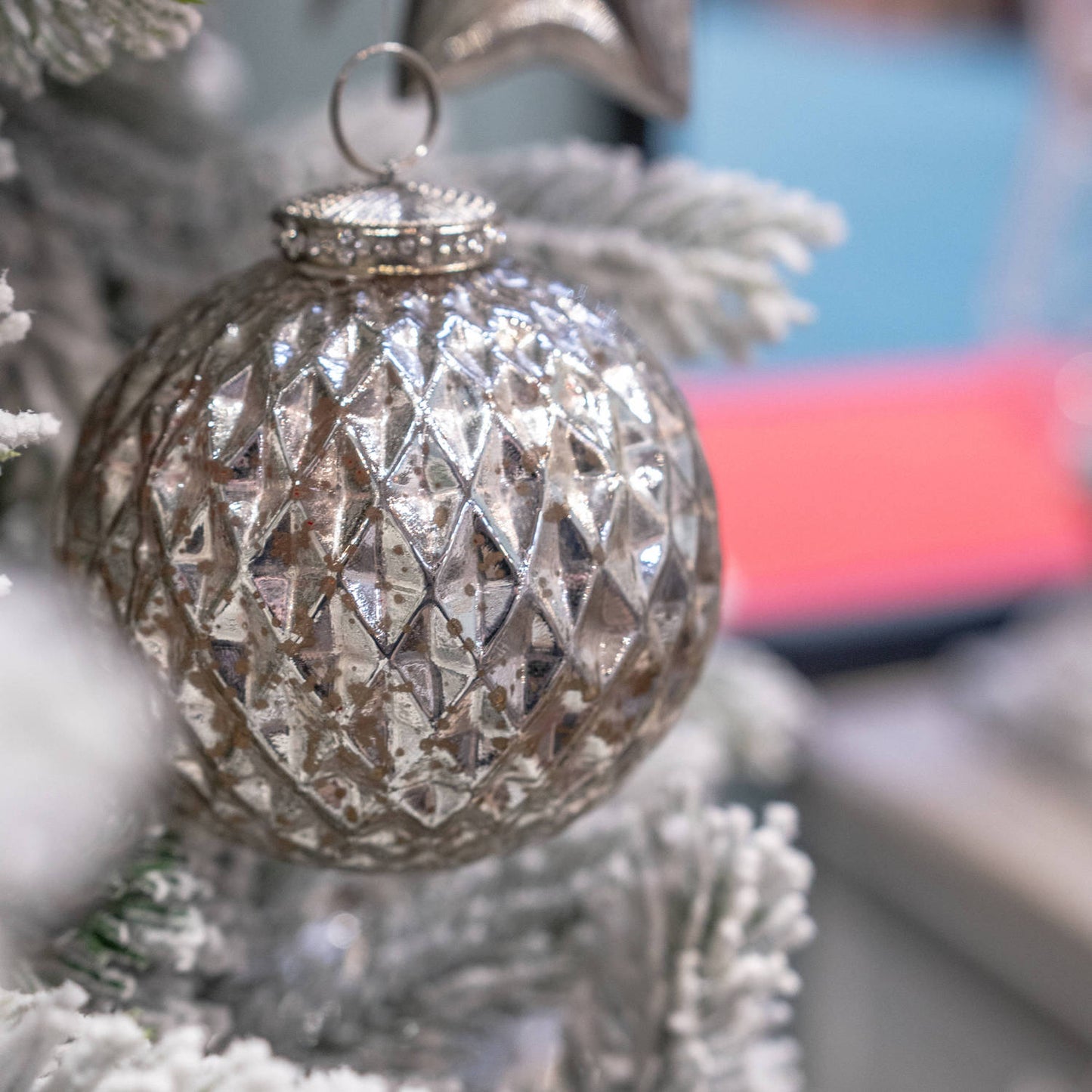 The Noel Collection Silver Large Honeycomb Bauble